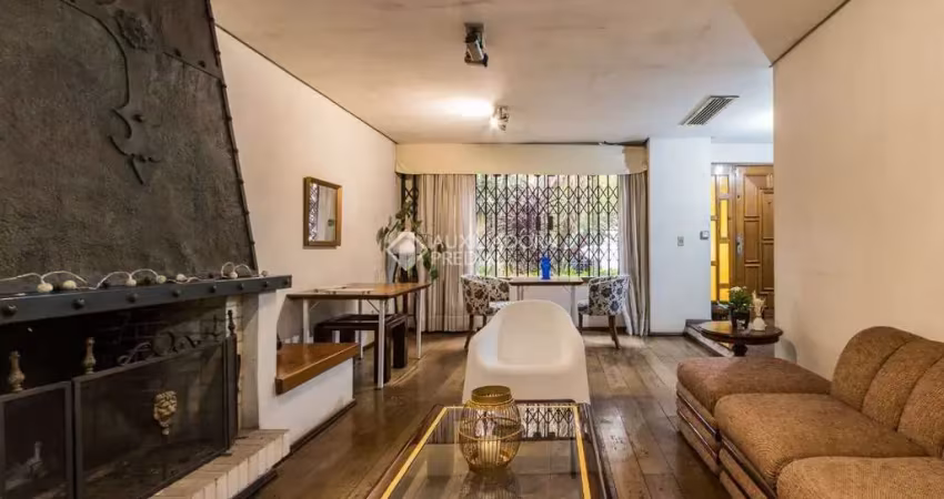 Casa com 3 quartos à venda na Rua Quintino Bocaiúva, 400, Rio Branco, Porto Alegre