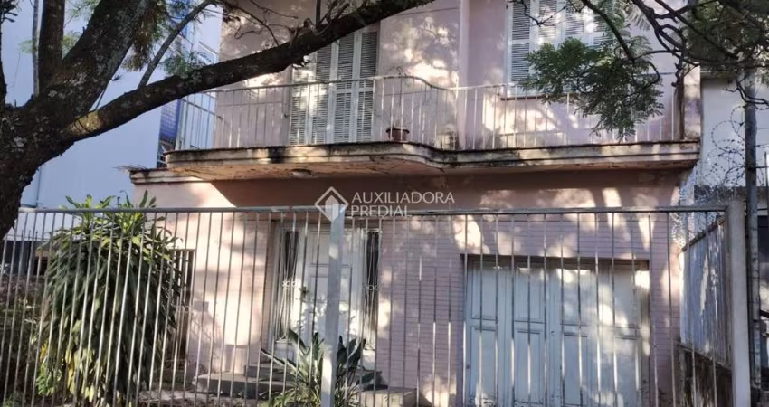 Casa com 3 quartos à venda na Rua Quintino Bocaiúva, 392, Rio Branco, Porto Alegre