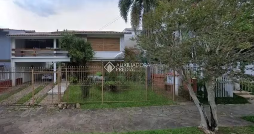 Casa em condomínio fechado com 3 quartos à venda na Avenida La Paz, 39, Jardim Lindóia, Porto Alegre