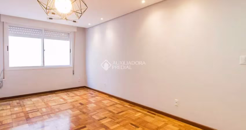 Apartamento com 2 quartos à venda na Beco Andaraí, 165, Passo da Areia, Porto Alegre