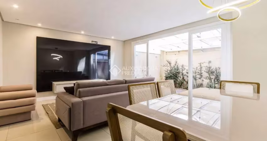 Casa em condomínio fechado com 3 quartos à venda na Rua Paulo Madureira Coelho, 555, Morro Santana, Porto Alegre