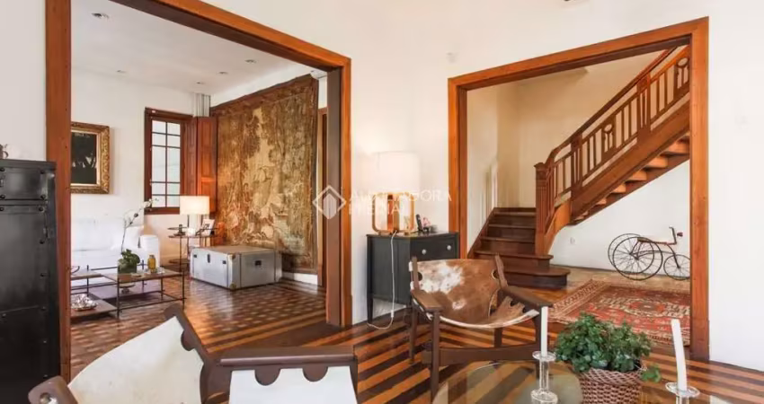 Casa em condomínio fechado com 4 quartos à venda na Rua Santo Antônio, 600, Floresta, Porto Alegre