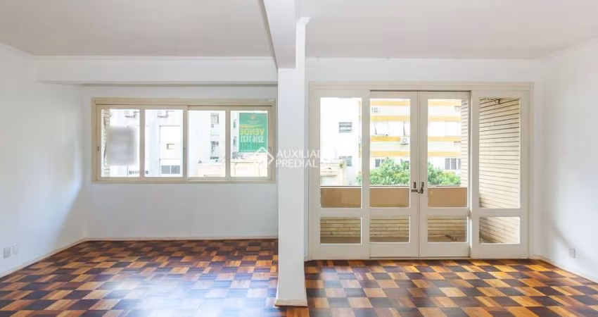Apartamento com 3 quartos à venda na Rua Duque de Caxias, 1303, Centro Histórico, Porto Alegre