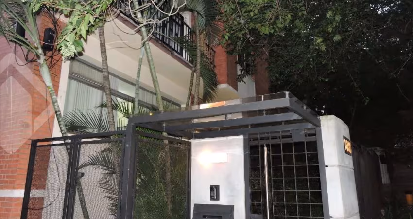 Apartamento com 3 quartos à venda na Rua Mostardeiro, 1000, Independência, Porto Alegre
