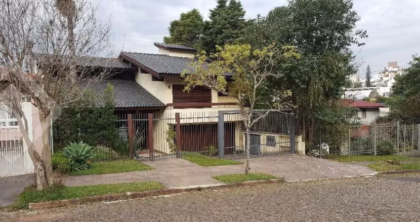 Casa em condomínio fechado com 5 quartos à venda na Rua Gustavo Schmidt, 125, Três Figueiras, Porto Alegre