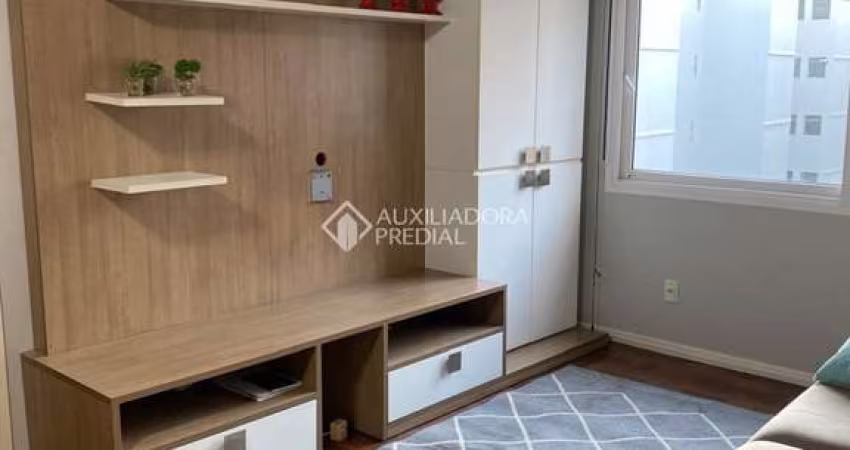 Apartamento com 3 quartos à venda na Rua Avaí, 40, Centro Histórico, Porto Alegre