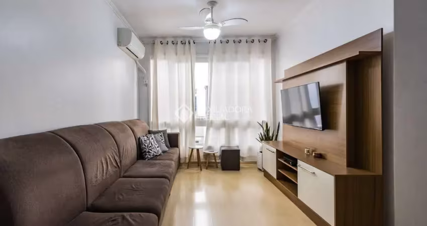 Apartamento com 3 quartos à venda na Avenida Chicago, 262, Floresta, Porto Alegre