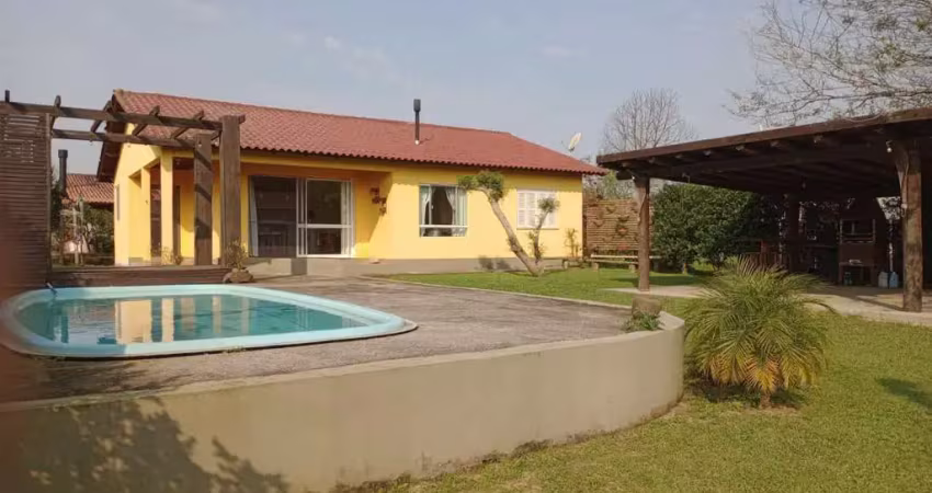 Casa em condomínio fechado com 3 quartos à venda na Rodovia ERS-040, 60, Águas Claras, Viamão
