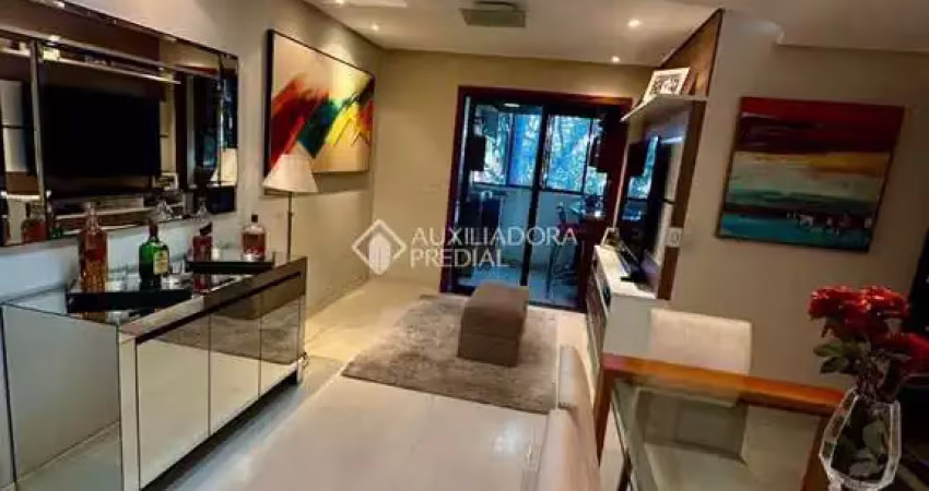 Apartamento com 3 quartos à venda na Rua Itapitocaí, 70, Cristal, Porto Alegre
