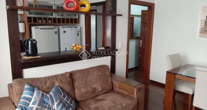 Apartamento com 3 quartos à venda na Avenida América, 170, Floresta, Porto Alegre
