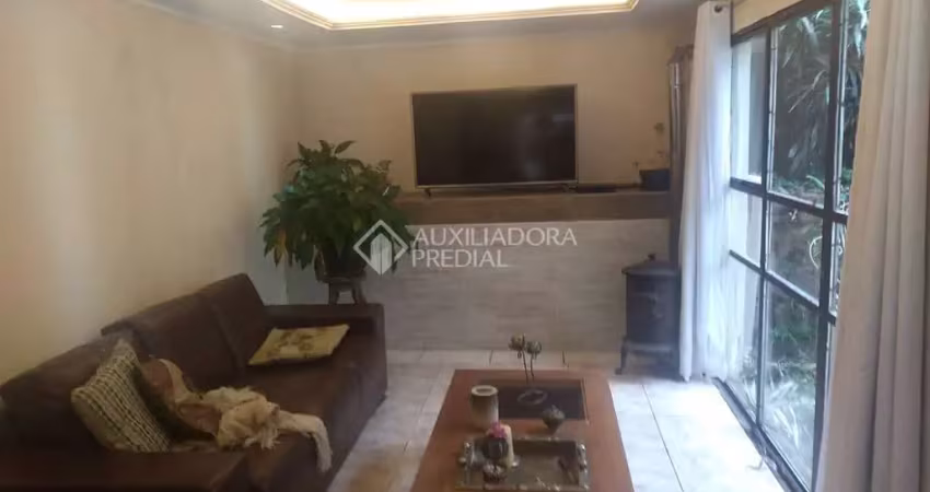 Casa com 4 quartos à venda na Rua Dona Oti, 60, Petrópolis, Porto Alegre