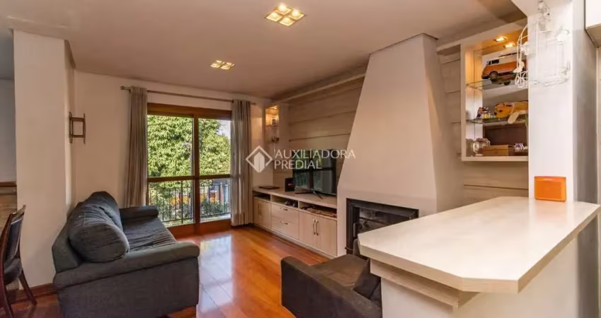 Casa com 4 quartos à venda na Beco Circular, 722, Vila Jardim, Porto Alegre