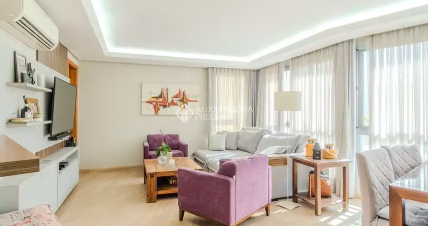 Apartamento com 3 quartos à venda na Rua Nunes Machado, 319, Azenha, Porto Alegre