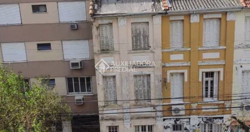 Casa com 5 quartos à venda na Rua Demétrio Ribeiro, 748, Centro Histórico, Porto Alegre