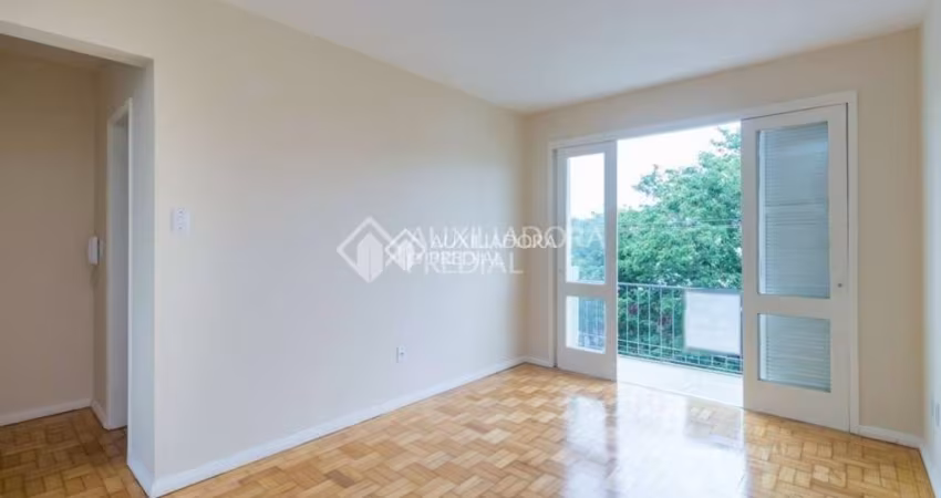 Apartamento com 3 quartos à venda na Rua Lobo da Costa, 170, Azenha, Porto Alegre
