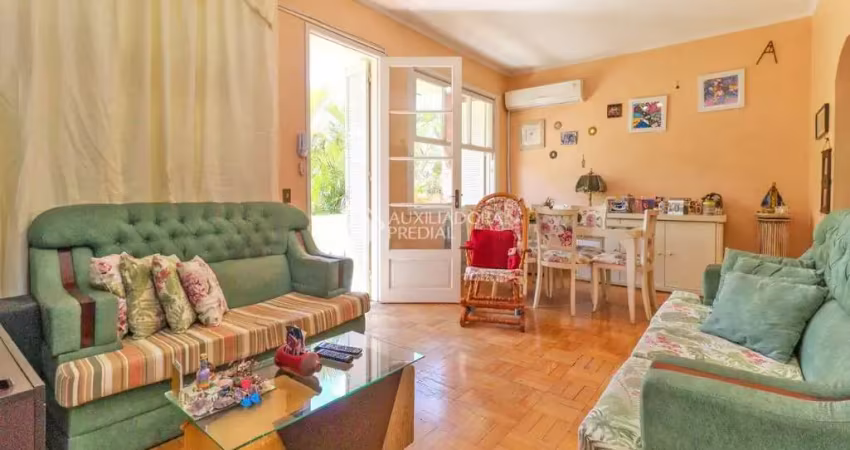Apartamento com 3 quartos à venda na Rua Barbedo, 687, Menino Deus, Porto Alegre