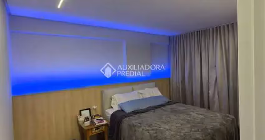 Apartamento com 3 quartos à venda na Rua Barão do Triunfo, 261, Menino Deus, Porto Alegre