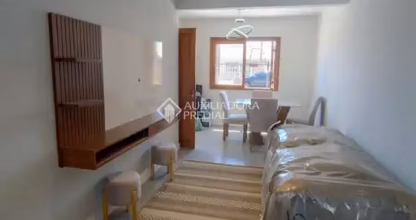 Casa com 3 quartos à venda na Rua José Celestino da Silva, 200, Hípica, Porto Alegre