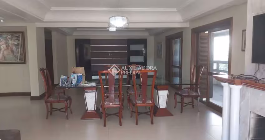 Apartamento com 4 quartos à venda na Rua Doutor Barcelos, 600, Centro, Canoas