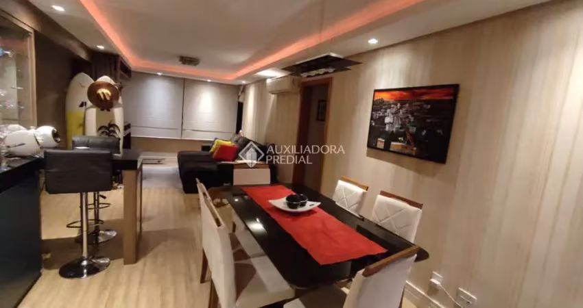 Apartamento com 3 quartos à venda na Rua Edmundo Bastian, 333, Cristo Redentor, Porto Alegre