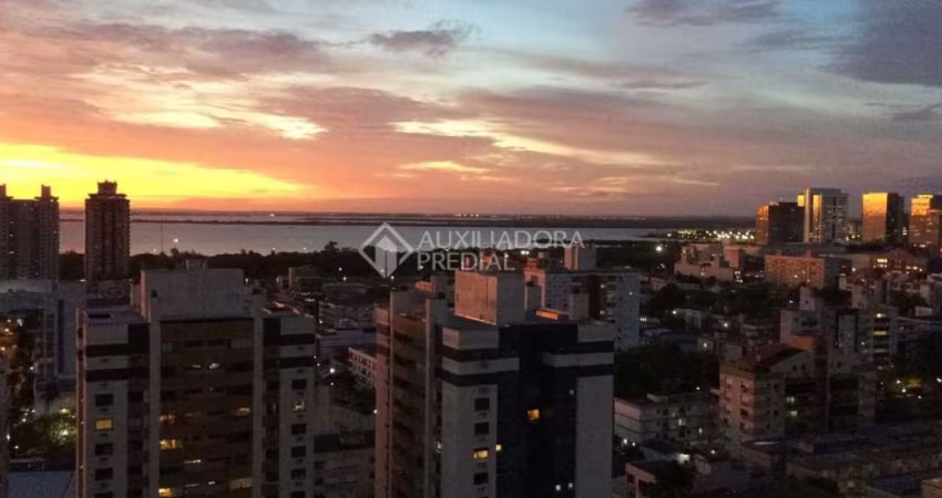 Apartamento com 3 quartos à venda na Avenida Getúlio Vargas, 1271, Menino Deus, Porto Alegre