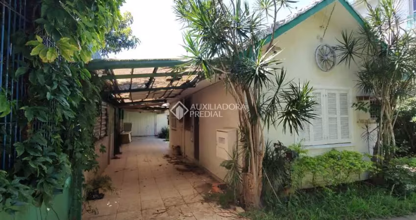 Casa em condomínio fechado com 3 quartos à venda na Rua São Mateus, 942, Bom Jesus, Porto Alegre