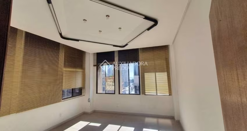 Sala comercial à venda na Avenida Borges de Medeiros, 308, Centro Histórico, Porto Alegre