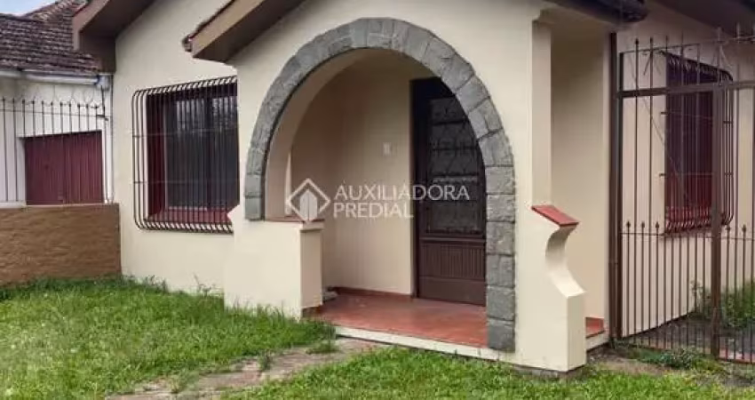 Casa com 2 quartos à venda na Avenida dos Gaúchos, 540, Sarandi, Porto Alegre