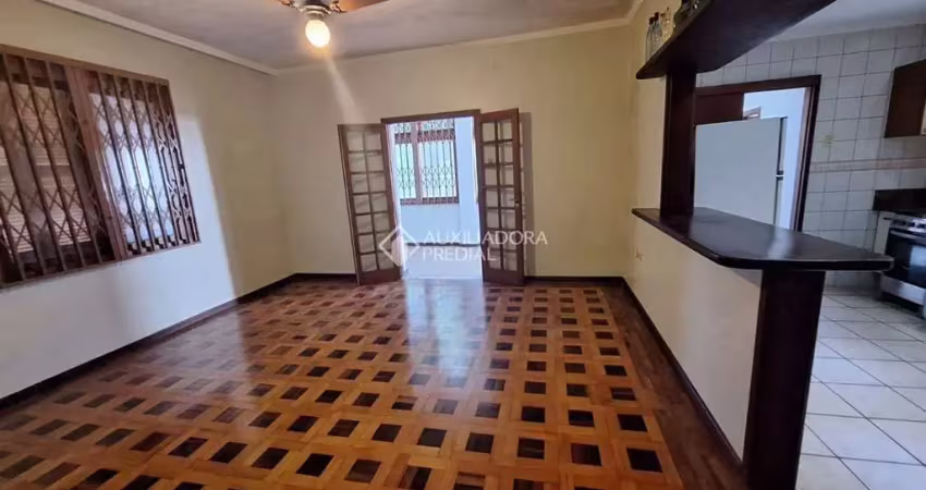 Casa com 3 quartos à venda na Rua Mariz e Barros, 457, Petrópolis, Porto Alegre
