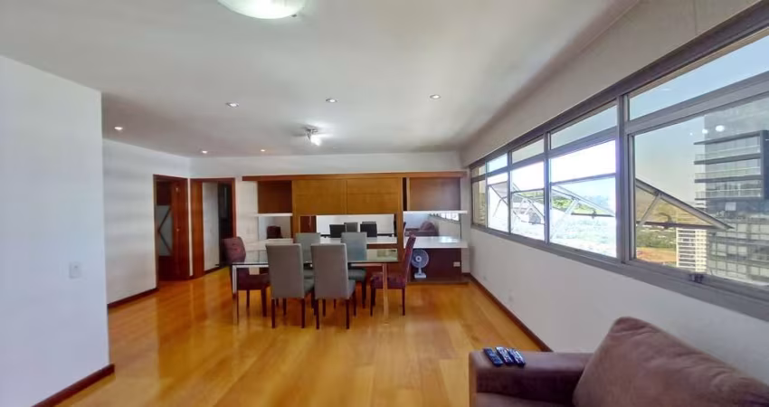 Apartamento com 3 quartos à venda na Rua Professor Cristiano Fischer, 99, Petrópolis, Porto Alegre