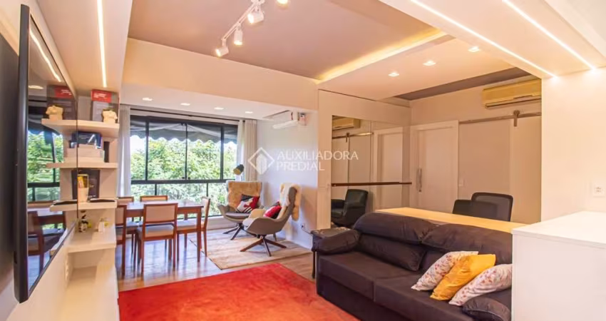 Apartamento com 3 quartos à venda na Avenida João Wallig, 1835, Passo da Areia, Porto Alegre