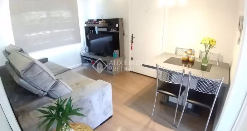 Apartamento com 2 quartos à venda na Rua Júlio Birck, 650, Vila Nova, Novo Hamburgo