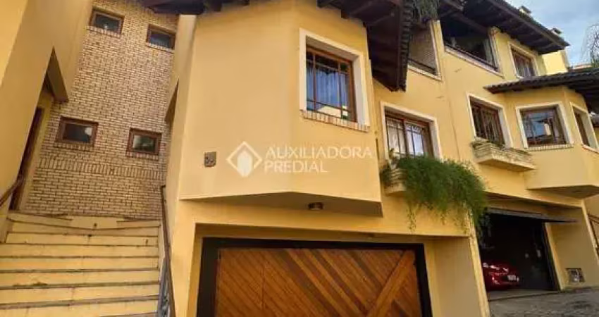 Casa em condomínio fechado com 3 quartos à venda na Rua Landel de Moura, 999, Tristeza, Porto Alegre
