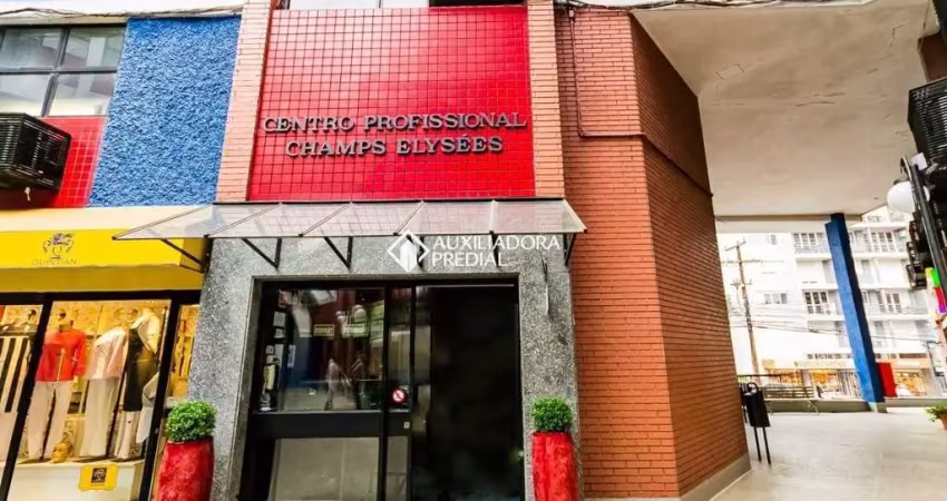 Sala comercial à venda na Rua Vinte e Quatro de Outubro, 435, Moinhos de Vento, Porto Alegre