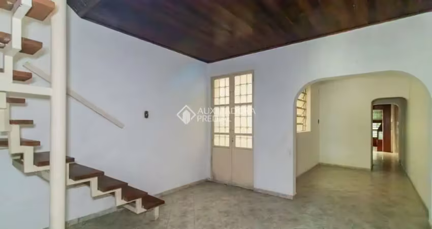 Casa em condomínio fechado com 3 quartos à venda na Rua Olavo Bilac, 270, Azenha, Porto Alegre