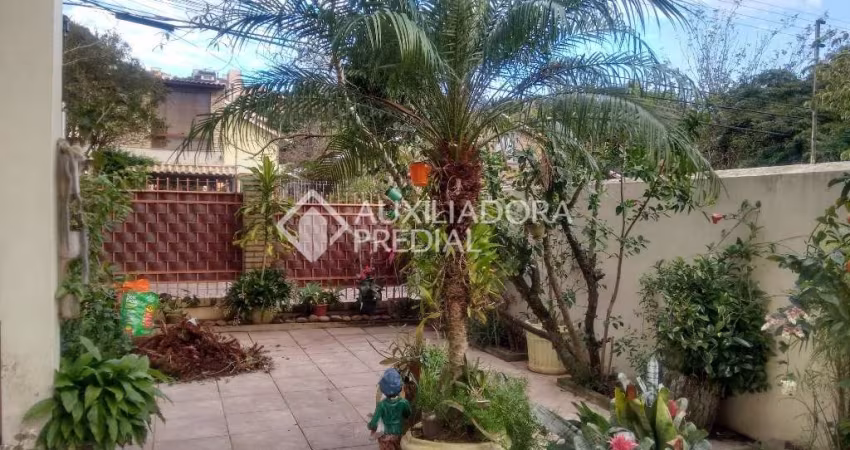 Casa em condomínio fechado com 3 quartos à venda na Rua Padre João Batista Reus, 1040, Vila Conceição, Porto Alegre