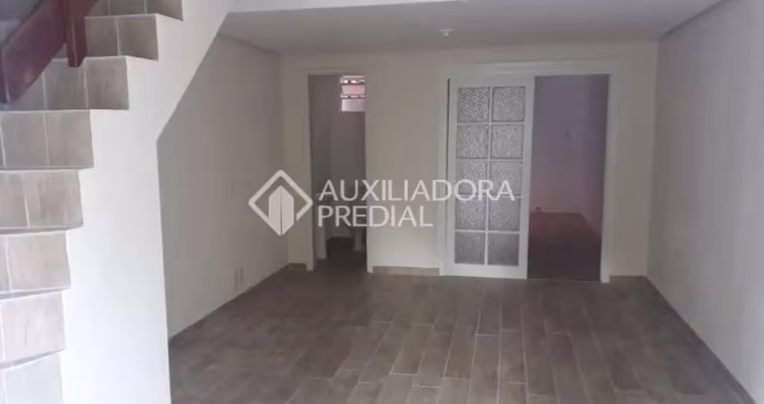 Casa em condomínio fechado com 2 quartos à venda na Avenida Mãe Apolinária Matias Batista, 440, Protásio Alves, Porto Alegre