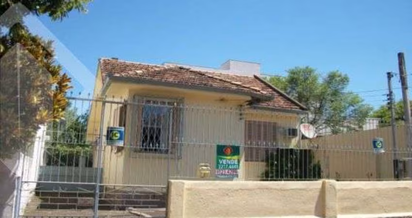 Casa em condomínio fechado com 3 quartos à venda na Rua Ponche Verde, 39, Medianeira, Porto Alegre