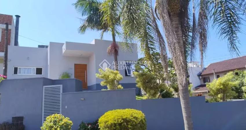 Casa em condomínio fechado com 3 quartos à venda na Rua Verdes Campos, 295, Mário Quintana, Porto Alegre