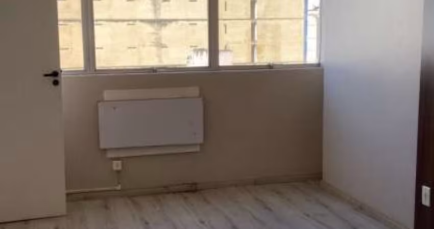 Sala comercial à venda na Rua General Câmara, 432, Centro Histórico, Porto Alegre