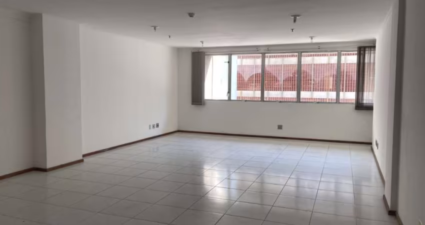 Sala comercial à venda na Rua General Câmara, 432, Centro Histórico, Porto Alegre