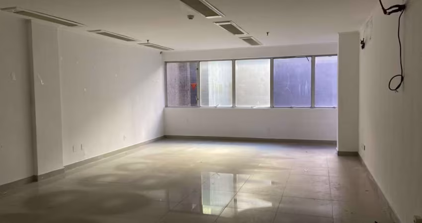 Sala comercial à venda na Rua General Câmara, 432, Centro Histórico, Porto Alegre