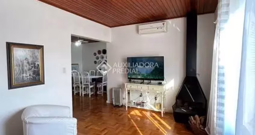 Casa com 3 quartos à venda na Felicíssimo De Alfonsin, 263, Centro, Tapes