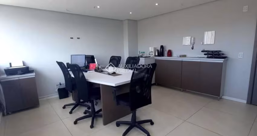 Sala comercial à venda na Avenida Assis Brasil, 3966, Cristo Redentor, Porto Alegre