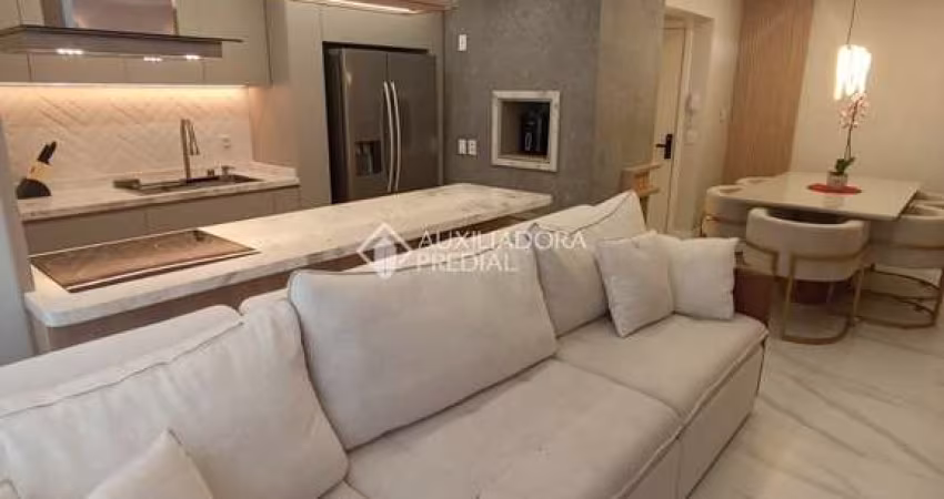 Apartamento com 3 quartos à venda na Rua Jerônymo Zelmanovitz, 100, São Sebastião, Porto Alegre