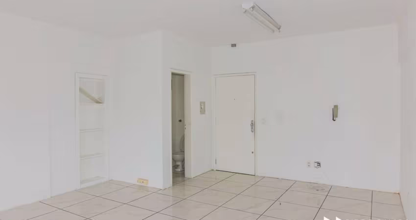 Sala comercial à venda na Rua Chaves Barcelos, 36, Centro Histórico, Porto Alegre