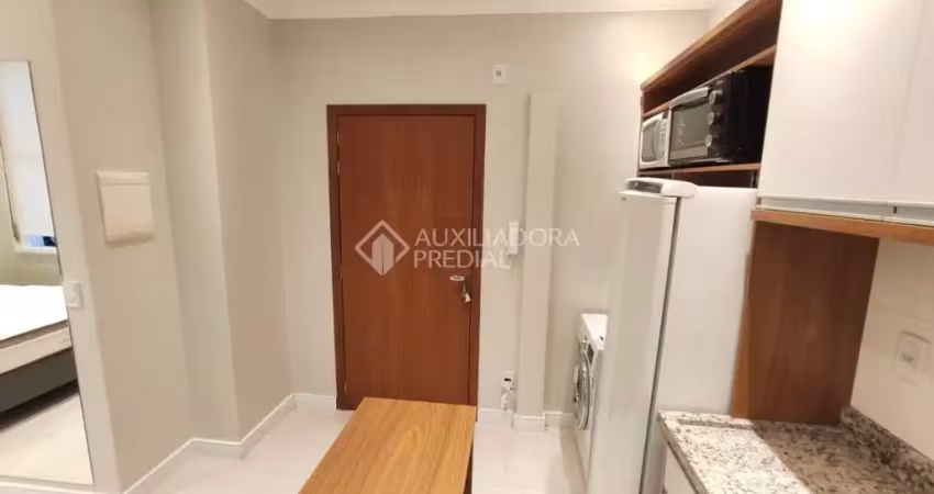 Apartamento com 1 quarto à venda na Avenida Borges de Medeiros, 417, Centro Histórico, Porto Alegre