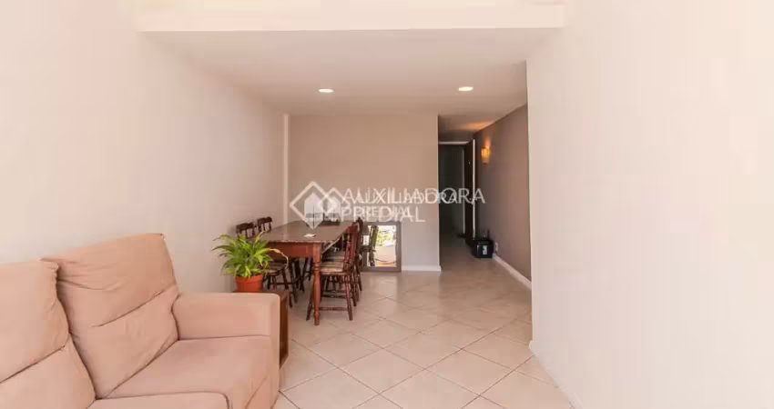 Apartamento com 2 quartos à venda na Rua Santa Terezinha, 160, Farroupilha, Porto Alegre