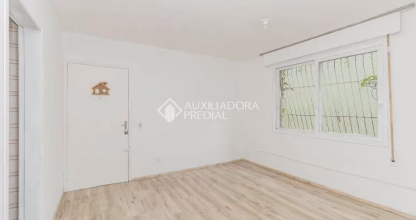 Apartamento com 2 quartos à venda na Avenida Lavras, 375, Petrópolis, Porto Alegre