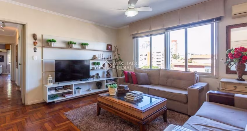 Apartamento com 3 quartos à venda na Avenida Coronel Lucas de Oliveira, 2285, Petrópolis, Porto Alegre